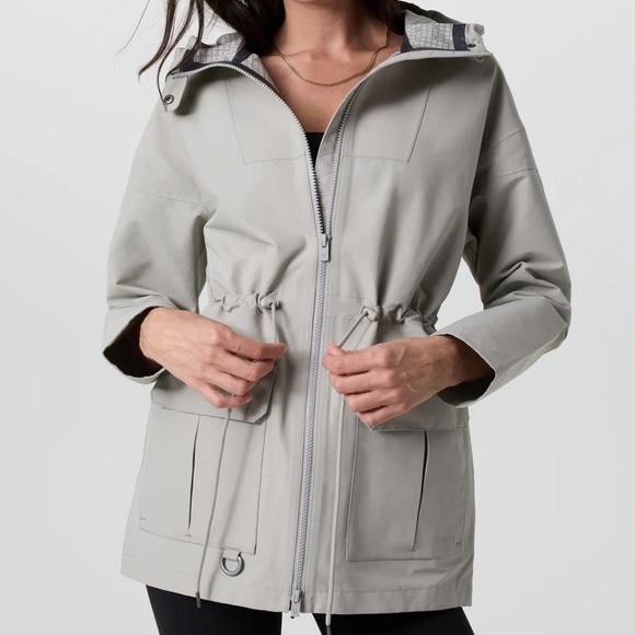 Vuori Pfeiffer Rain Jacket - Picture 1 of 8